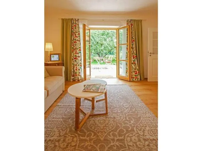 Holiday Apartment In Gaertnergassl Übersee